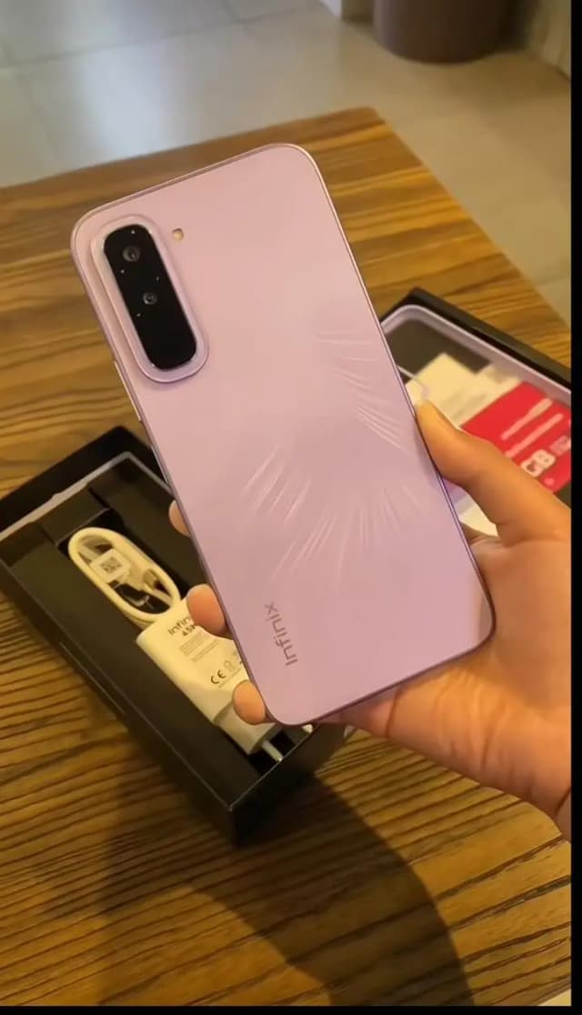 Infinix hot 70