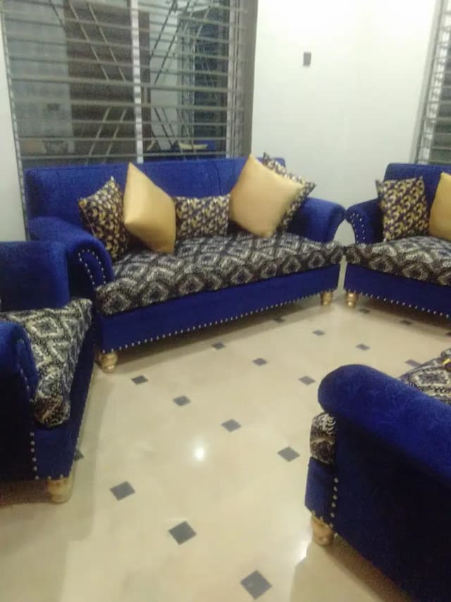Sofa set (seven seater)