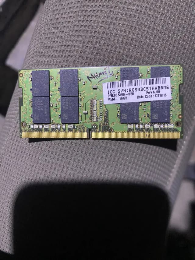 DDR 4 , 16 gb