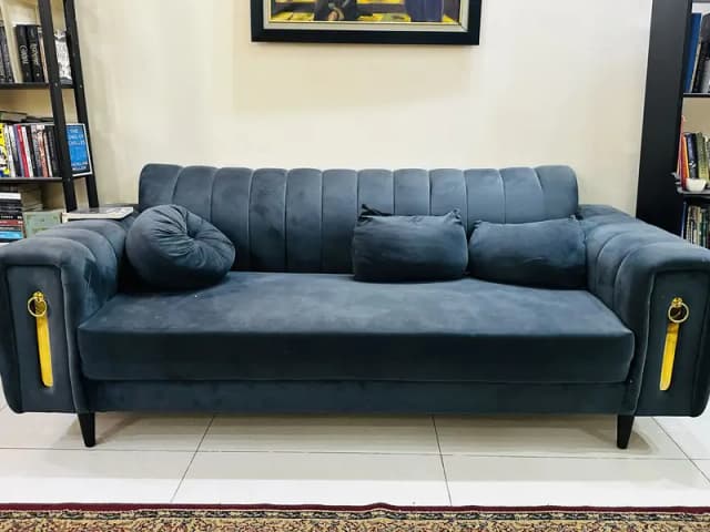 7 Seater sofa set for sale