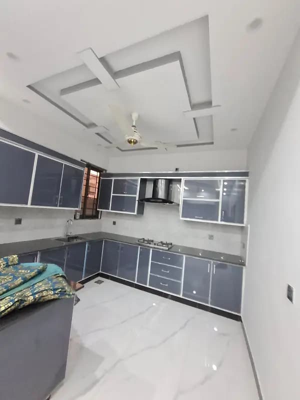 Investor Rate 3 Bed Flat For Sale in Soan GArden ISB