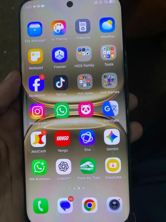 Tecno spark 40pro plus 8/256