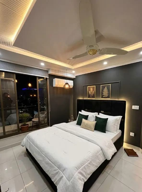 Per Day Apartment for Rent in Bahria Town Lahore with Double AC Available