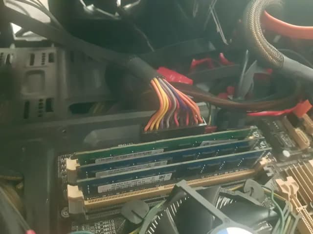 ram ddr3 upto 16 gb available
