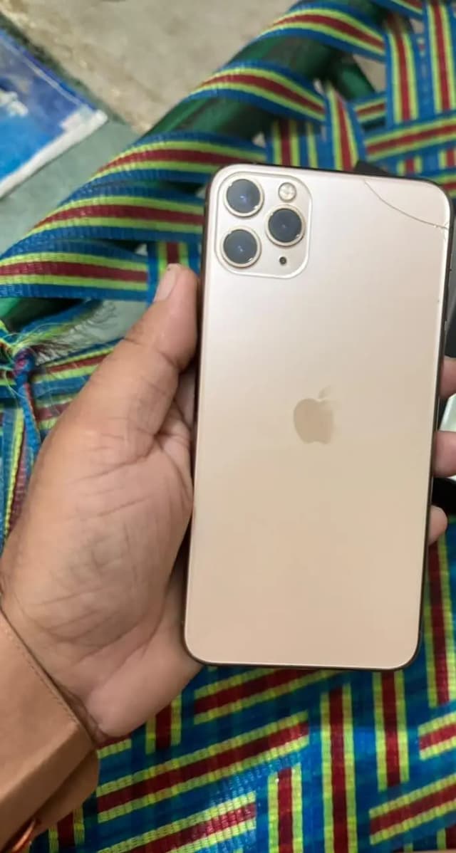 iphone 11 pro max 256gb offically PTA approve  (read add plz)