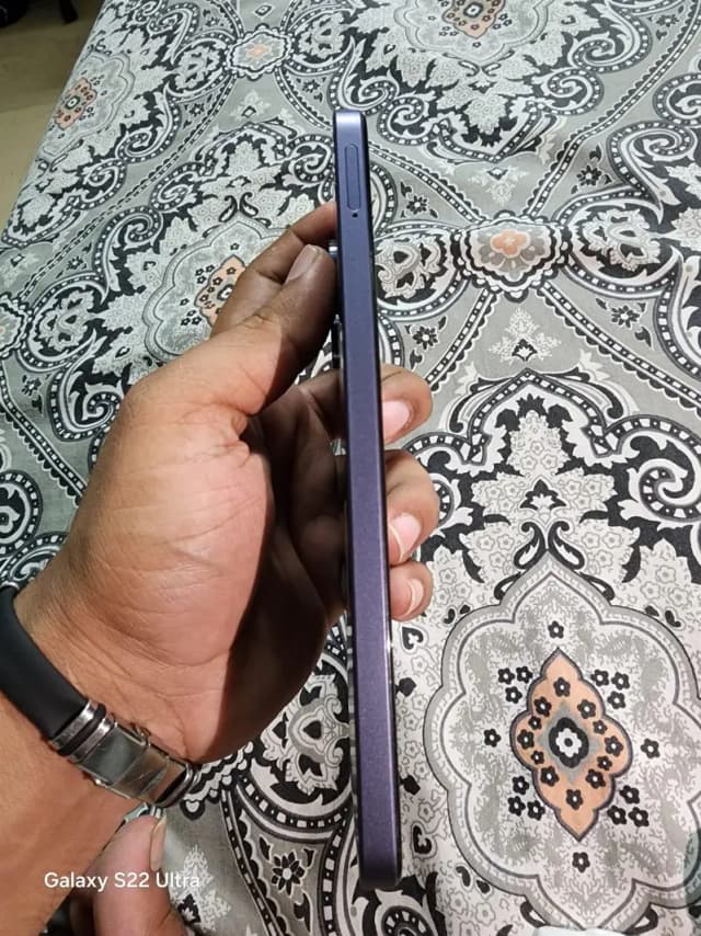 Realme Note 60