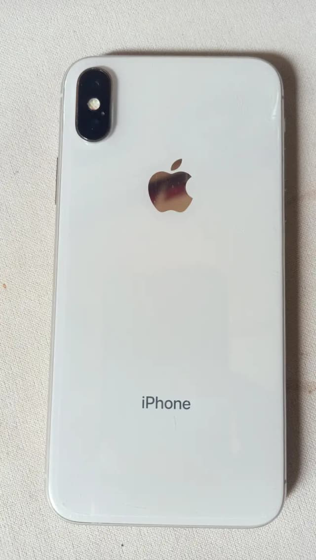 Apple iPhone X  . . 03006382468