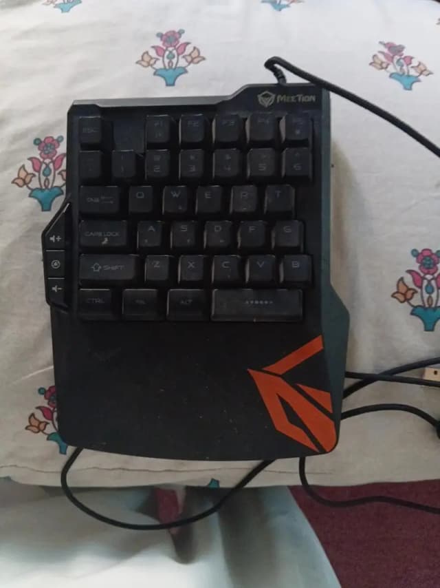 MeeTion MT-2013 One Handed Gaming Keyboard | Fully Working